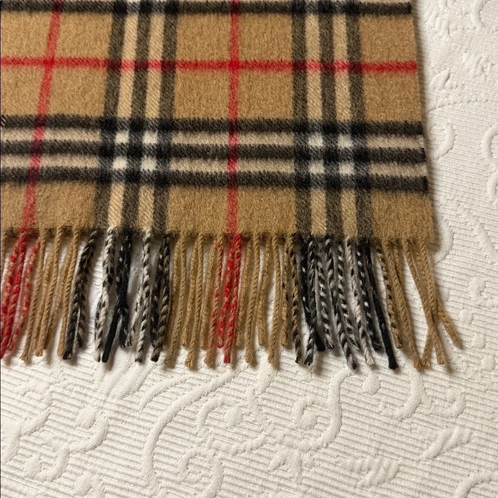 Burberry Cashmere Scarf. Vintage NovaCheck Unisex. Tassel. Classic Vintage.